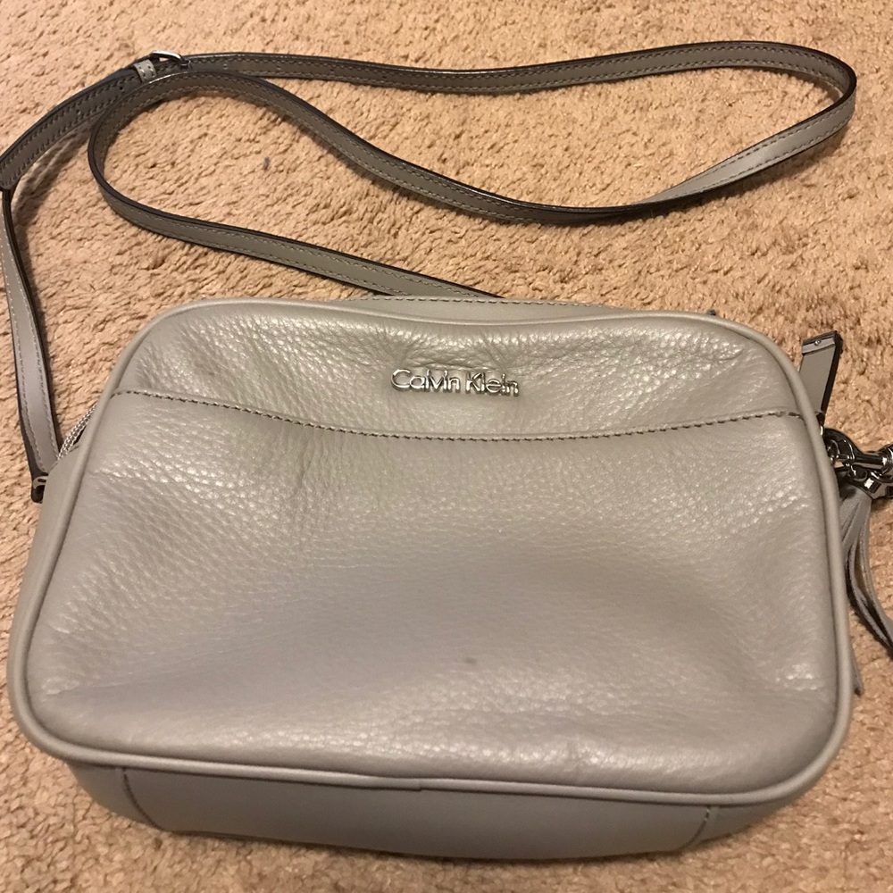 Price just lowered- Calvin Klein Crossbody
